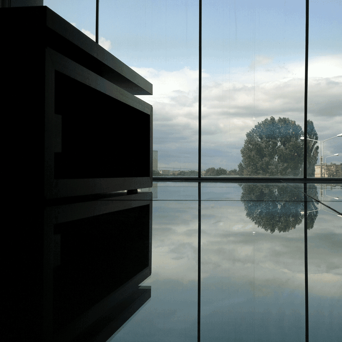 kính điện thông minh cho cửa sổ gia đình