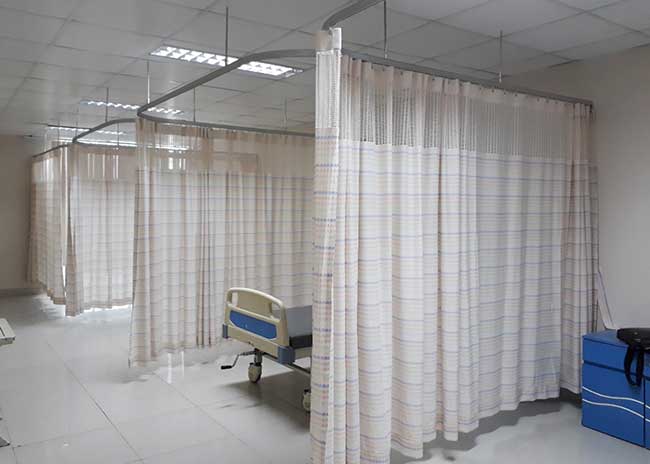 rèm che thường bị bỏ qua khi nói đến nguy cơ tiềm ẩn của chúng trong việc lây truyền bệnh truyền nhiễm