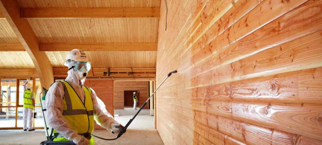 Một số loại gỗ được sơn thêm một lớp chống cháy