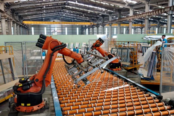 Những tiêu chí đánh giá đơn vị sản xuất kính cường lực uy tín