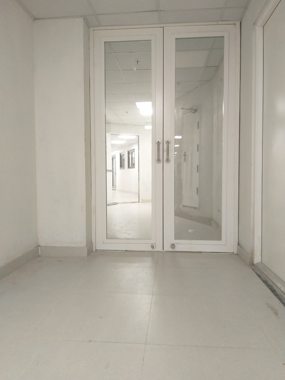 Cửa kính chống cháy là xu hướng hiện nay